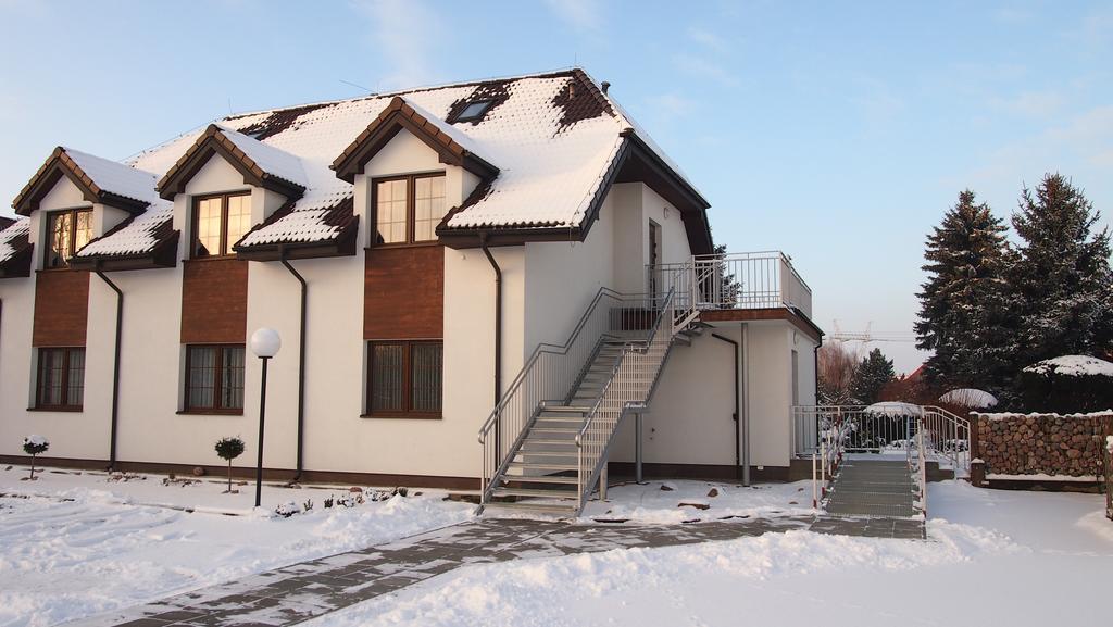 Noclegi Pod Lasem Lublin Exterior foto